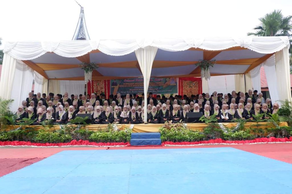 MTsN 12 Tanah Datar Gelar Perpisahan dan Pelepasan Siswa-Siswi Kelas IX Tahun Pelajaran 2023-2024