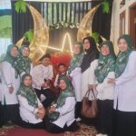 Wujud Silaturahmi, Perwakilan MTsN 12 Tanah Datar Hadiri Walimatul Khitan Putra Kasi Penmad di Batusangkar